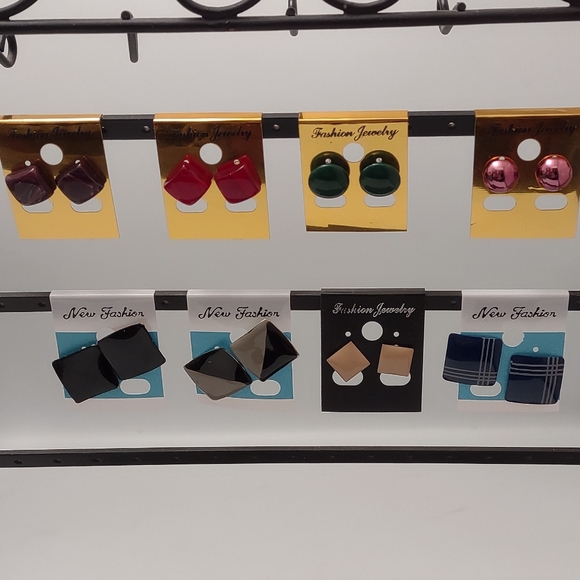 Stud Earring Lot of 8 Sets Square, Round Retro Wood, Acrylic, Metal Multicolor - Picture 1 of 5